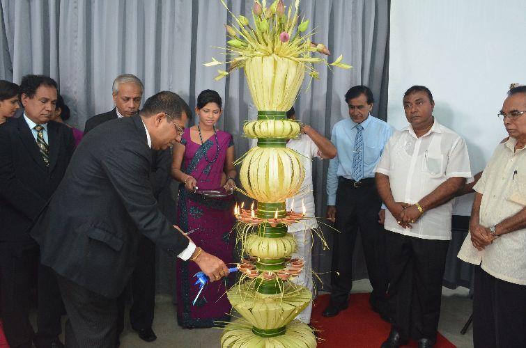 සිව් වන ත්‍රෙවාර්ෂික සංවත්සරය - 2014 නොවැම්බර් 01