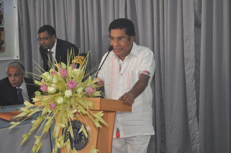 සිව් වන ත්‍රෙවාර්ෂික සංවත්සරය - 2014 නොවැම්බර් 01