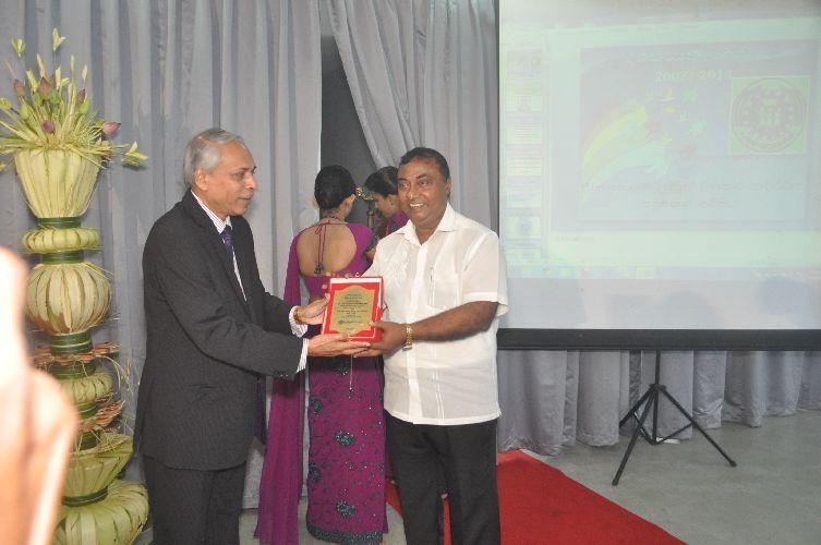 සිව් වන ත්‍රෙවාර්ෂික සංවත්සරය - 2014 නොවැම්බර් 01