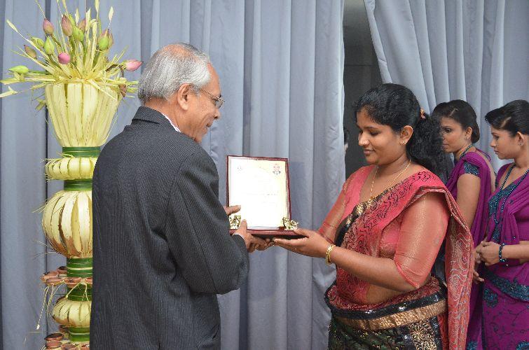 සිව් වන ත්‍රෙවාර්ෂික සංවත්සරය - 2014 නොවැම්බර් 01