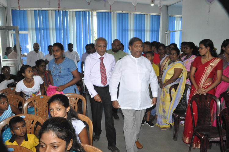 ලෝක ළමා හා වැඩිහිටි දින සැමරුම – 2016