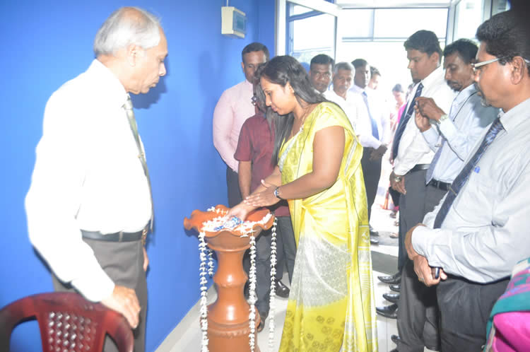 සීමාසහිත ව්‍යාපාර සංවර්ධන සමුපකාර සමිතිය සමුපකාර රක්ෂණ සමාගම සමග අත්වැල් බැඳ ගනී.