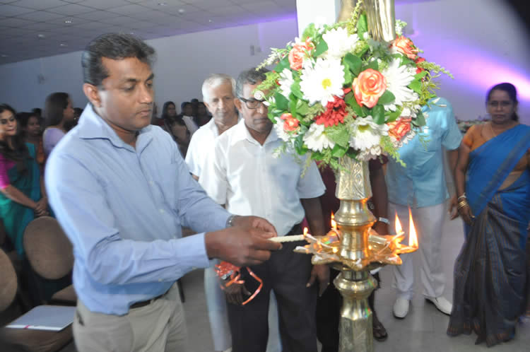 පස්වන සංවත්සරය හා නව අධ්‍යක්ෂ මණ්ඩලයක් පත් කර ගැනීම