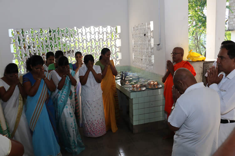 16 වන සංවත්සර සැමරුම 2018-02-07 දින හේනවත්ත ශ්‍රී විවේකාරාම පුරාණ විහාරයේදී