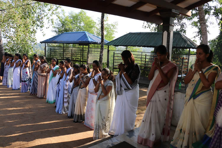 16 වන සංවත්සර සැමරුම 2018-02-07 දින හේනවත්ත ශ්‍රී විවේකාරාම පුරාණ විහාරයේදී