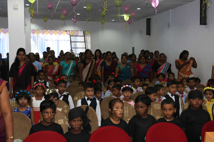 කාර්ය මණ්ඩල වර්ණ ප්‍රදානෝත්සවය - 2018