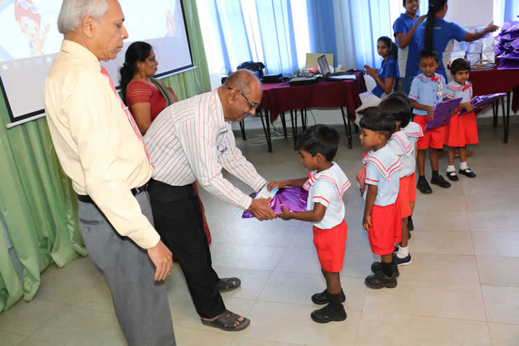 ලෝක ළමා හා වැඩිහිටි දින සැමරුම - 2018