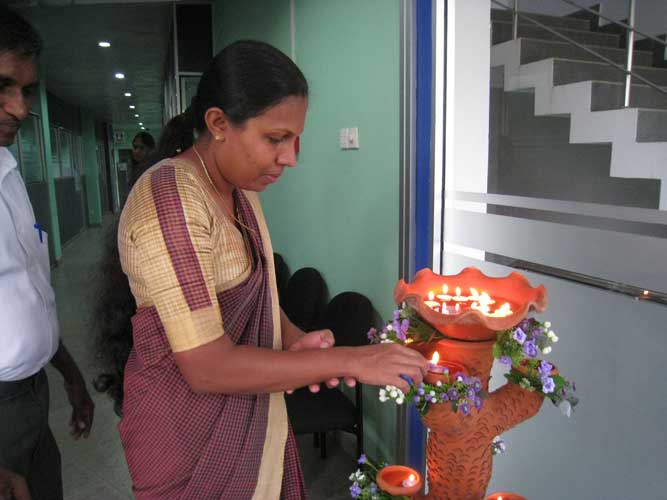 2015 අවුරුදු ගණු දෙණු