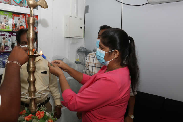 කෝප් ෆාමසිය විවෘත කිරීම - 2021-11-11