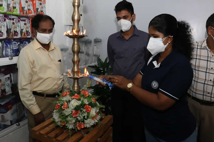 කෝප් ෆාමසිය විවෘත කිරීම - 2021-11-11