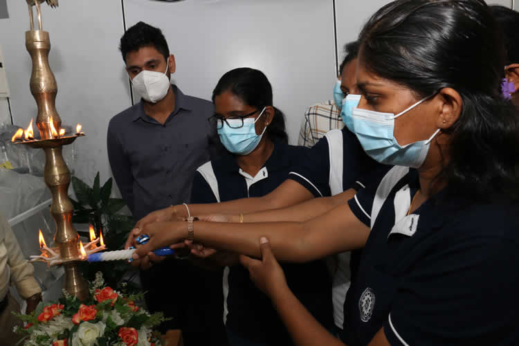 කෝප් ෆාමසිය විවෘත කිරීම - 2021-11-11