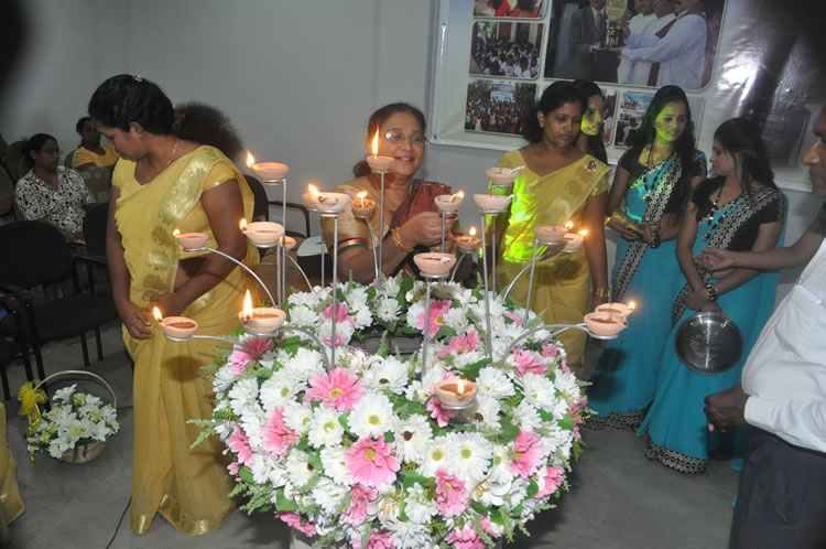 ජාත්‍යන්තර කාන්තා දිනය - 2015 මාර්තු 08