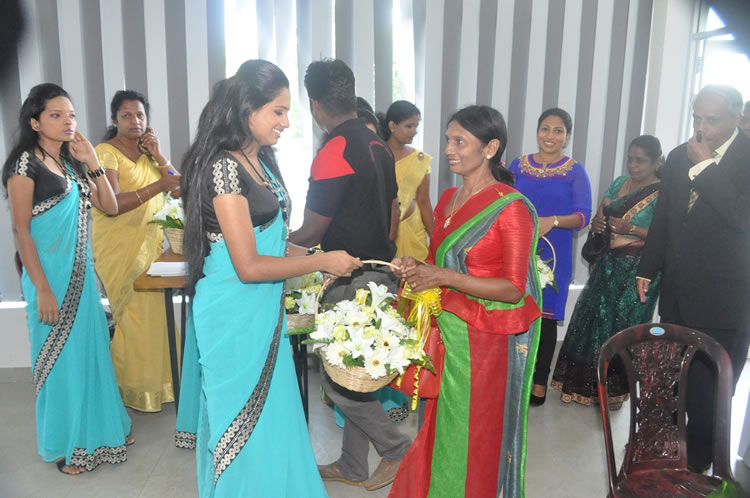 ජාත්‍යන්තර කාන්තා දිනය - 2015 මාර්තු 08