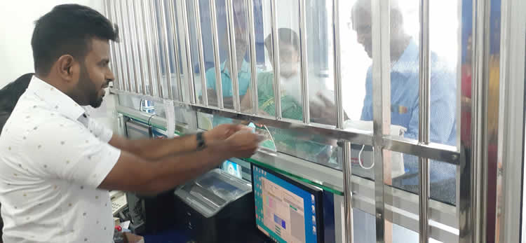 සල්මල් උයන ඉන්ධන පිරවුම්හල් පරිශ්‍රයේ උකස් අංශයක් ආරම්භ කිරීම