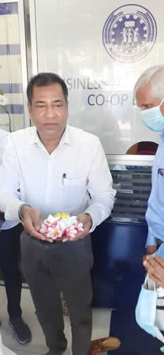 සල්මල් උයන ඉන්ධන පිරවුම්හල් පරිශ්‍රයේ උකස් අංශයක් ආරම්භ කිරීම - 2023-02-08